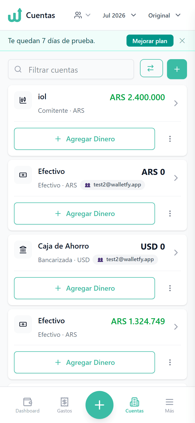 Tablero de Walletfy con balances en varias monedas